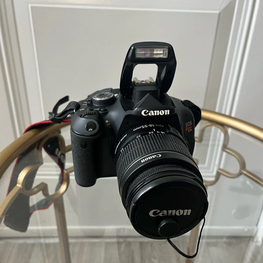 Canon Black Digital Camera with Professional Stabilization